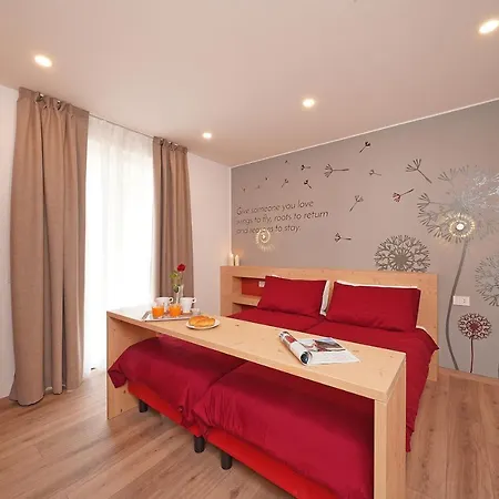 Apartment Hegemone