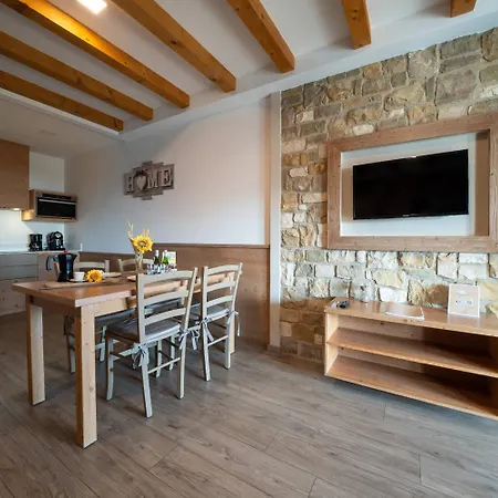 Hegemone Tremosine