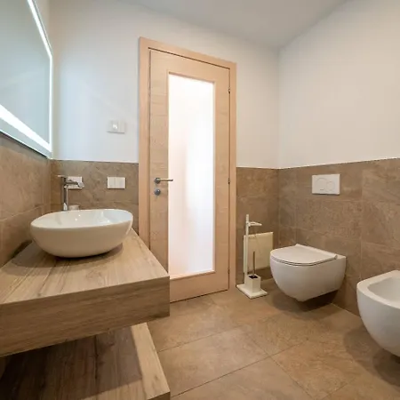 Hegemone Tremosine